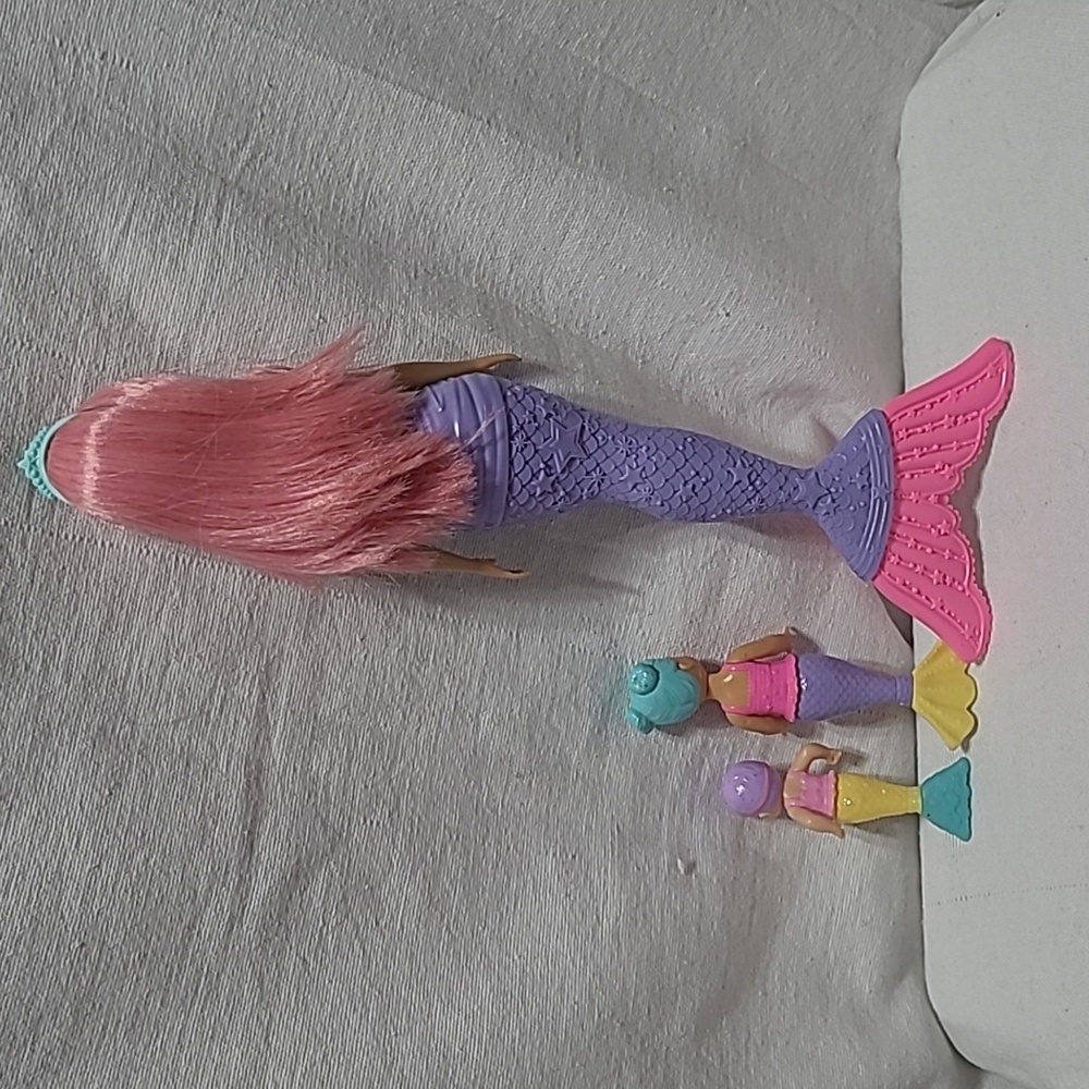 Barbie Doll Year 2019 Dreamtopia Mermaid Nursery Playset #FXT25 - Picture 10 of 16